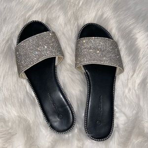 Wild Diva Black Diamond Slides Sandals Slippers Slip Ons Women’s Size 10 NWT